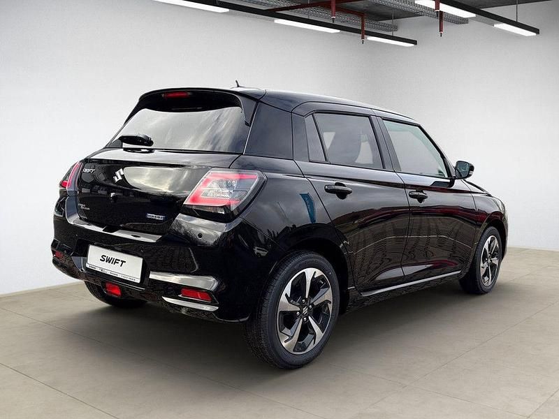 Neu Suzuki Swift Comfort+ 82 PS (60 kW) 2026 Schwarz Kleinwagen