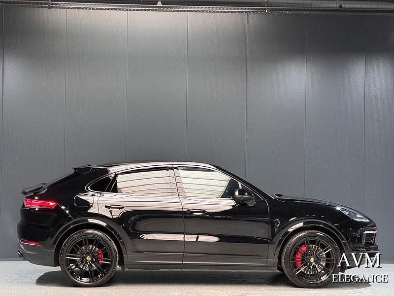 Gebraucht Porsche Cayenne S 441 PS (324 kW) 2019 Schwarz SUV
