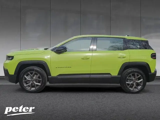 Uusi Jeep Compass Altitude 144 HP (105 kW) 2026 Vihreä Katumaasturi