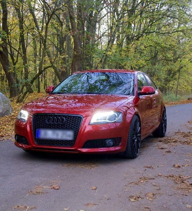 Rot Gebraucht 2010 Audi A3 Performance Limousine | 8.199 € - Bild 1/4