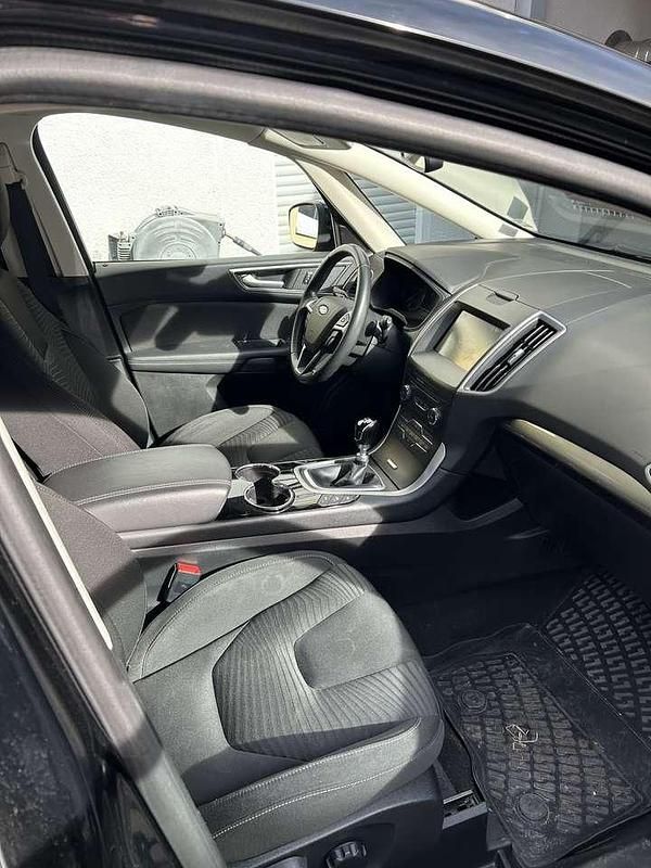 Gebraucht Ford S-MAX Trend 150 PS (110 kW) 2016 Schwarz Van / Kleinbus