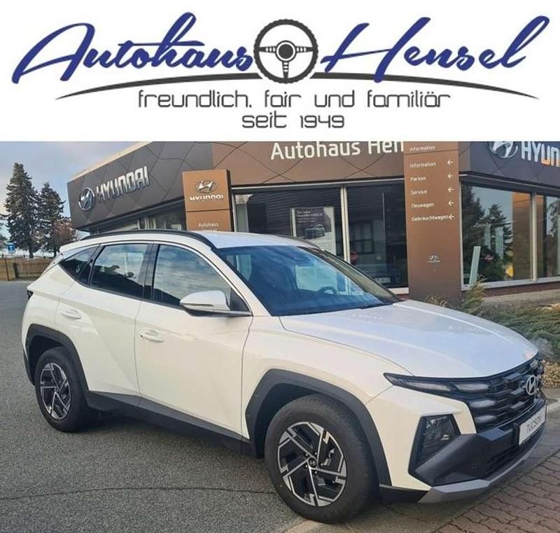 Neu Hyundai Tucson Select 150 PS (110 kW) 2026 Atlas white SUV