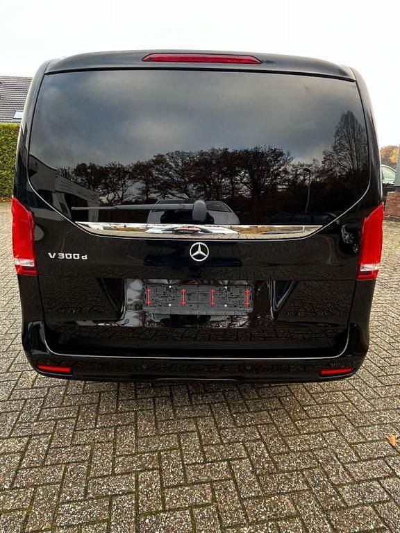 Gebraucht Mercedes V300 Avantgarde 237 PS (174 kW) 2022 Schwarz Van / Kleinbus