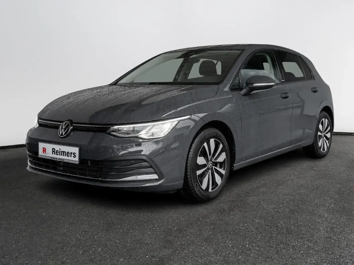 Gebraucht VW Golf VIII Move 110 PS (80 kW) 2024 Grau Limousine