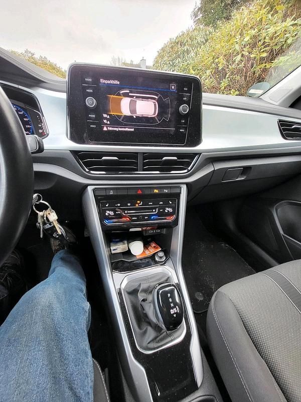 Gebraucht VW T-Roc 150 PS (110 kW) 2023 Grau SUV