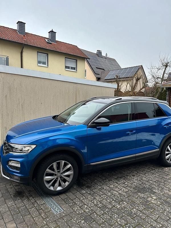 Gebraucht VW T-Roc Style 150 PS (110 kW) 2018 Blau SUV