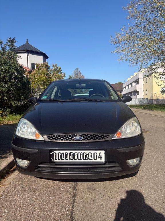 Usata Ford Focus 101 CV (74 kW) 2004 Nero Berlina