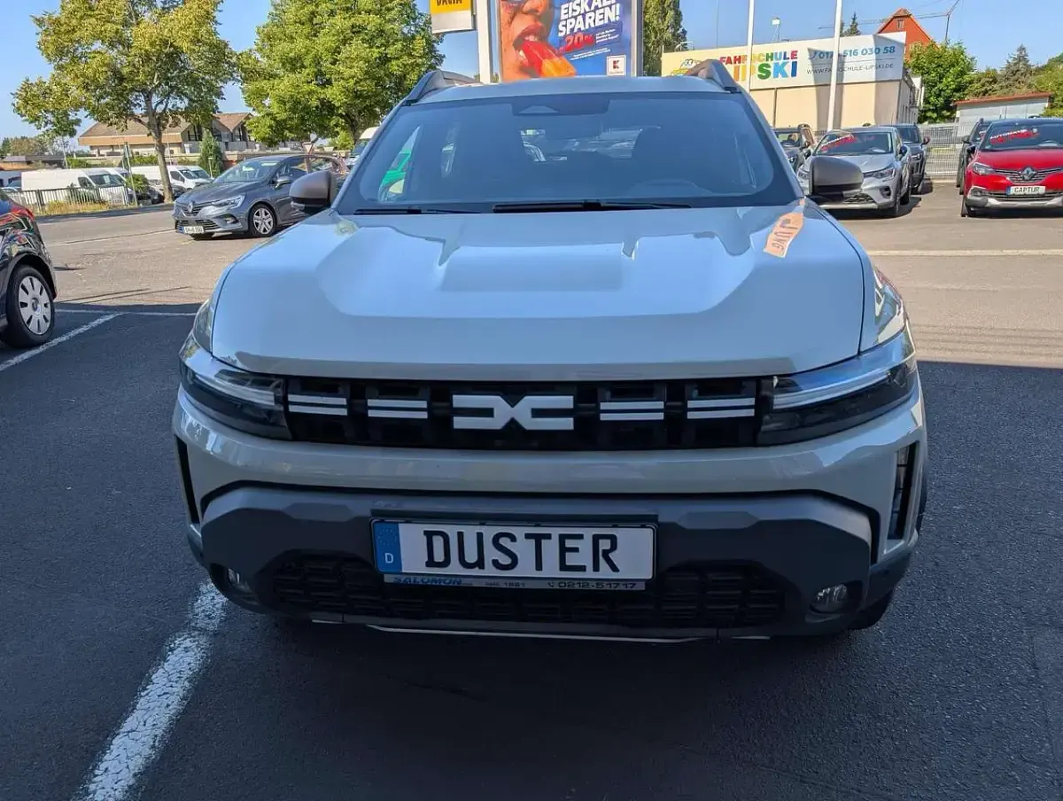 Neu Dacia Duster Extreme 154 PS (113 kW) 2026 Sandstone SUV