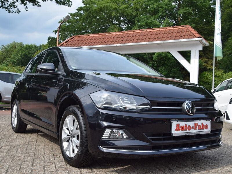 Deep black Gebraucht 2021 VW Polo Highline Limousine | 15.980 € (Fairer Preis) - Bild 1/4