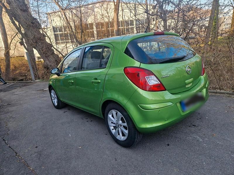 Gebraucht Opel Corsa Energy 87 PS (63 kW) 2014 Grün Kleinwagen
