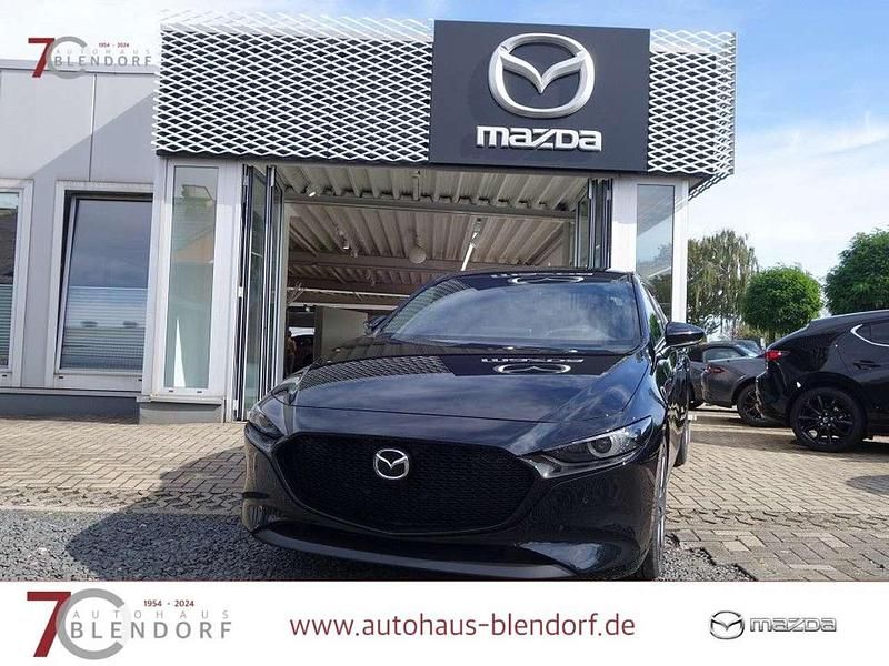 Jet black Neu 2025 Mazda 3 Nagisa Limousine | 29.240 € - Bild 1/3