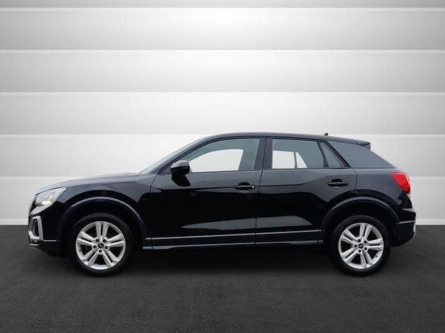 Gebraucht Audi Q2 Advanced Plus 110 PS (80 kW) 2023 Brillantschwarz SUV