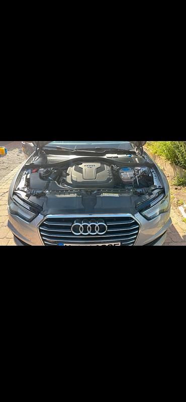 Silber Gebraucht 2016 Audi A6 Kombi | 13.199 € - Bild 1/4