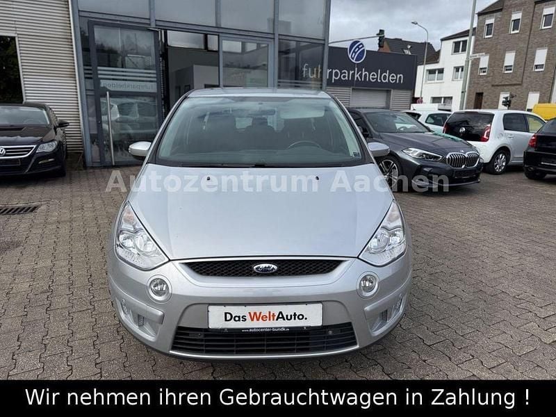 Gebraucht Ford S-MAX Trend 145 PS (106 kW) 2010 Silber Van / Kleinbus