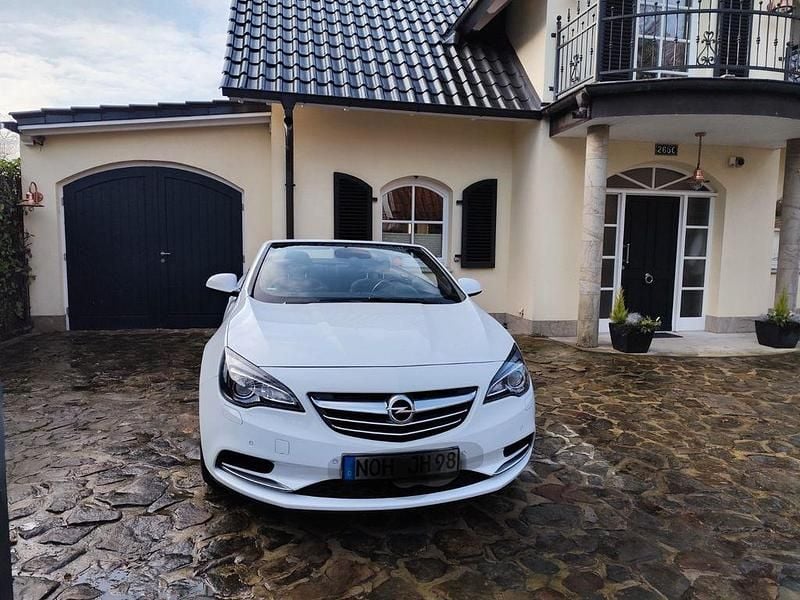 Weiß Gebraucht 2015 Opel Cascada Edition Cabrio | 12.550 € (Fairer Preis) - Bild 1/4