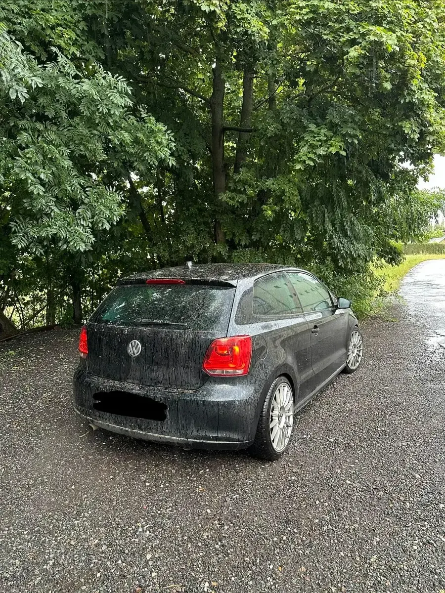 Gebraucht VW Polo 86 PS (63 kW) 2010 Schwarz Kleinwagen