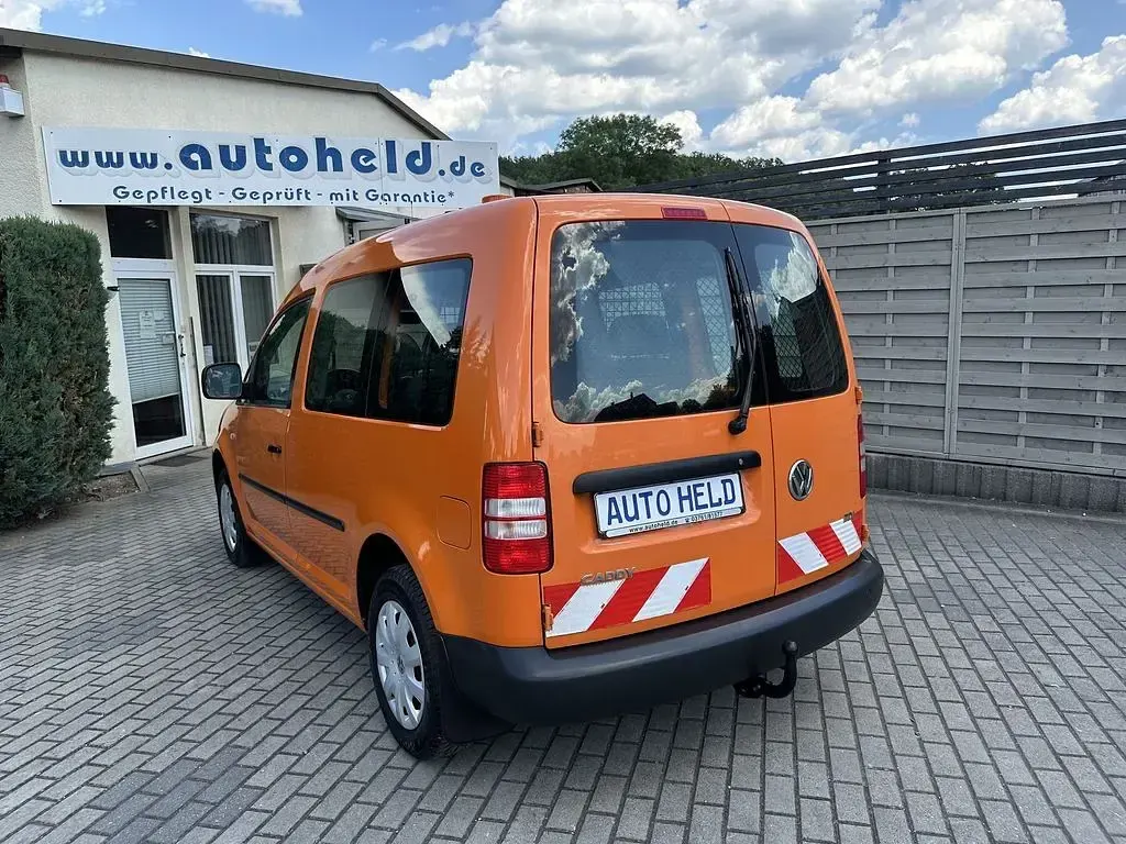 Gebraucht VW Caddy 75 PS (55 kW) 2014 Orange Van / Kleinbus