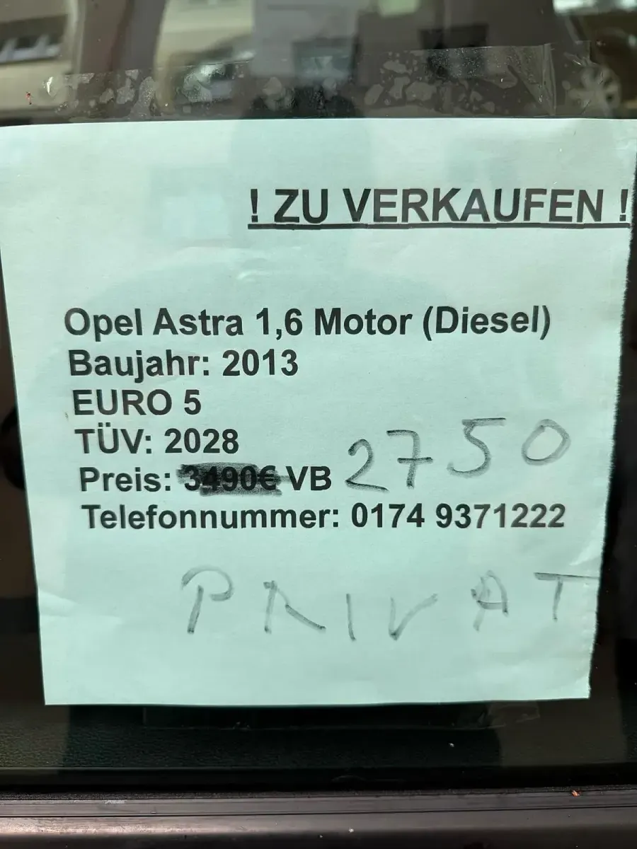 Gebraucht Opel Astra 140 PS (102 kW) 2013 Schwarz Limousine