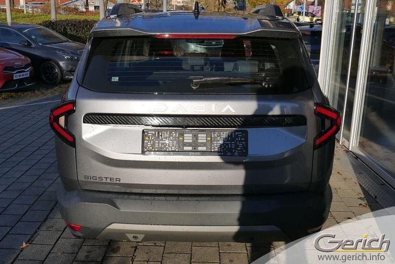 Neu Dacia Bigster Expression 140 PS (102 kW) 2025 Grau SUV