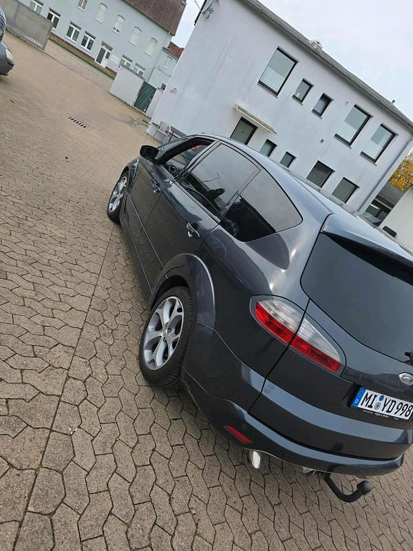 Gebraucht Ford S-MAX Titanium S 140 PS (102 kW) 2008 Grau Van / Kleinbus