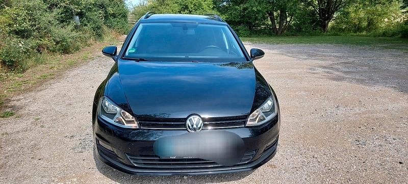 Schwarz Gebraucht 2016 VW Golf VII Kombi | 9.500 € (Guter Preis) - Bild 1/4