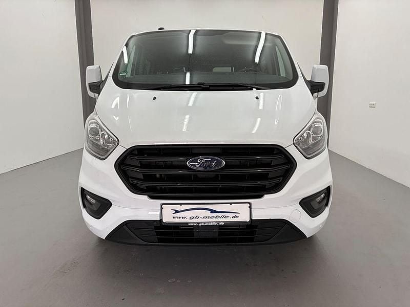 Weiß Gebraucht 2018 Ford Transit Custom Trend Kombi | 14.450 € (Teuer) - Bild 1/4