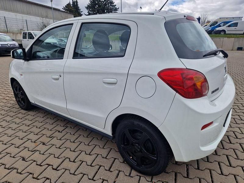 Gebraucht Mitsubishi Space Star Basis 71 PS (52 kW) 2019 Weiß Kleinwagen