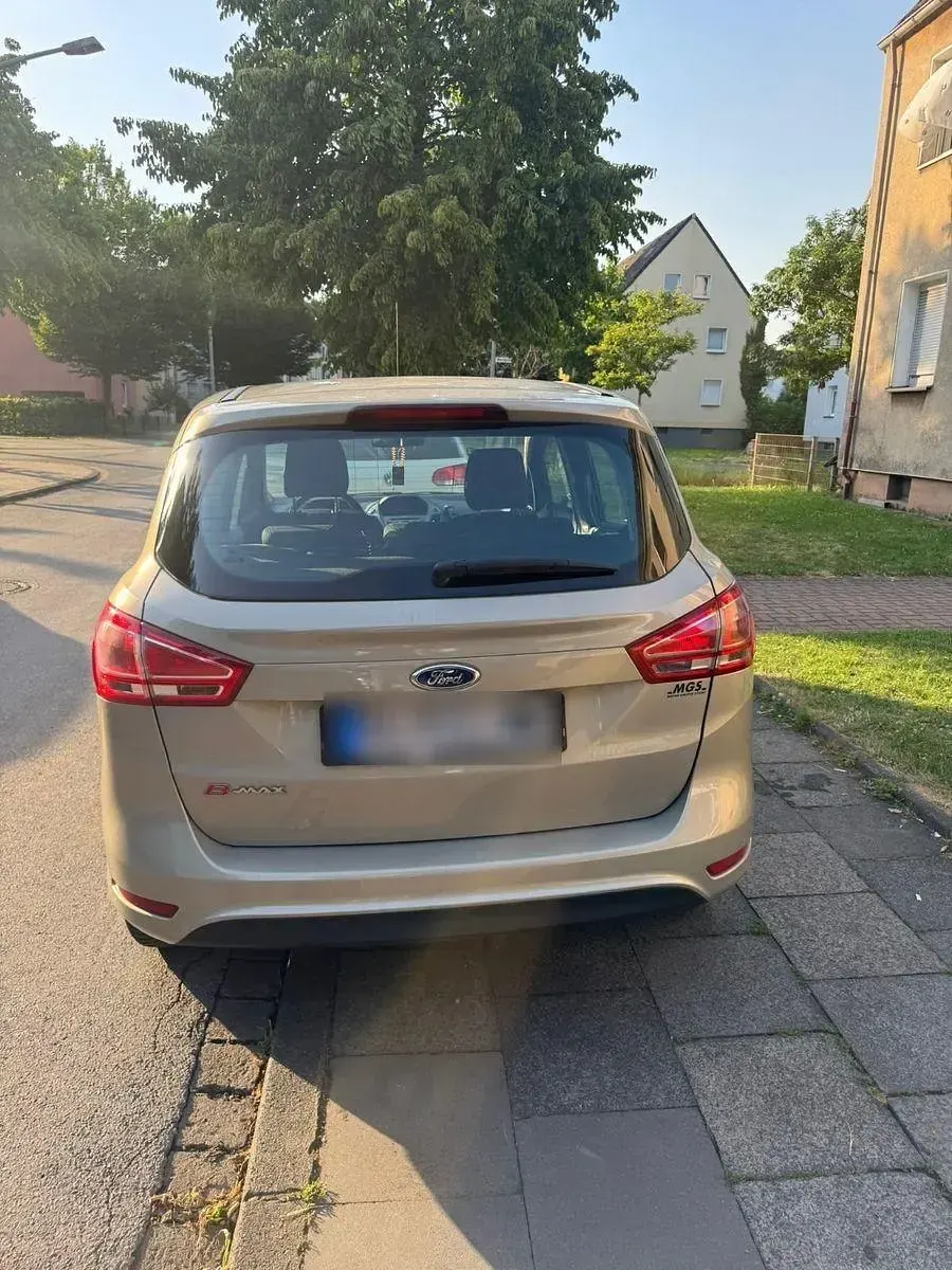 Gebraucht Ford B-MAX Trend 90 PS (66 kW) 2014 Grau Van / Kleinbus