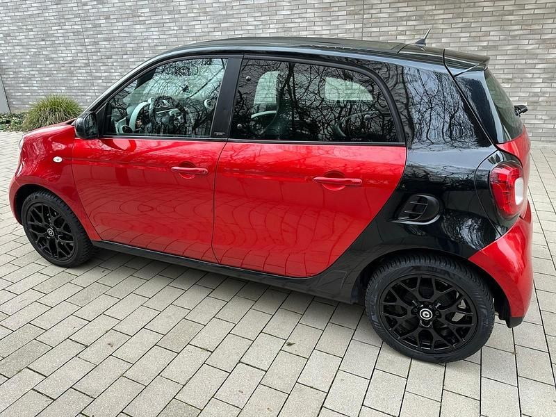 Gebraucht Smart ForFour Prime 71 PS (52 kW) 2014 Rot Kleinwagen