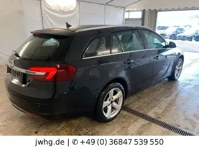 Gebraucht Opel Insignia Edition 136 PS (100 kW) 2015 Schwarz Kombi