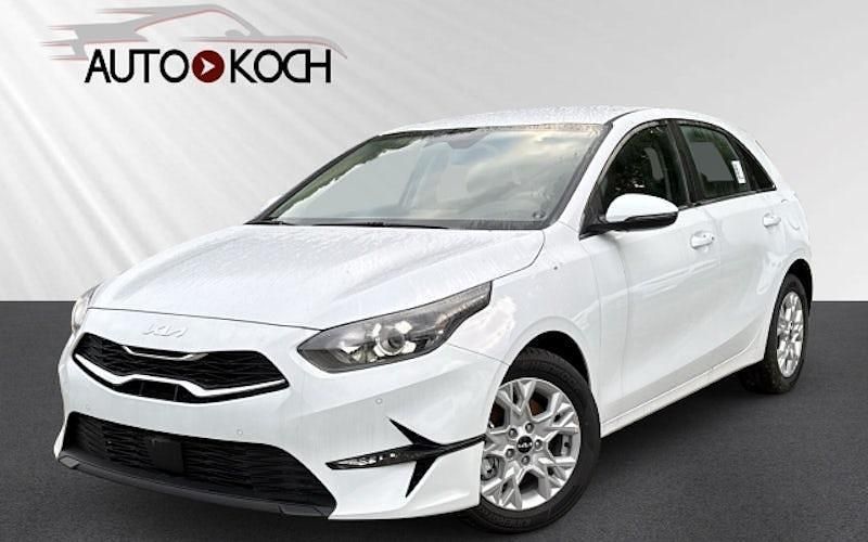 Gebraucht Kia Ceed 100 PS (73 kW) 2025 Weiß Kleinwagen