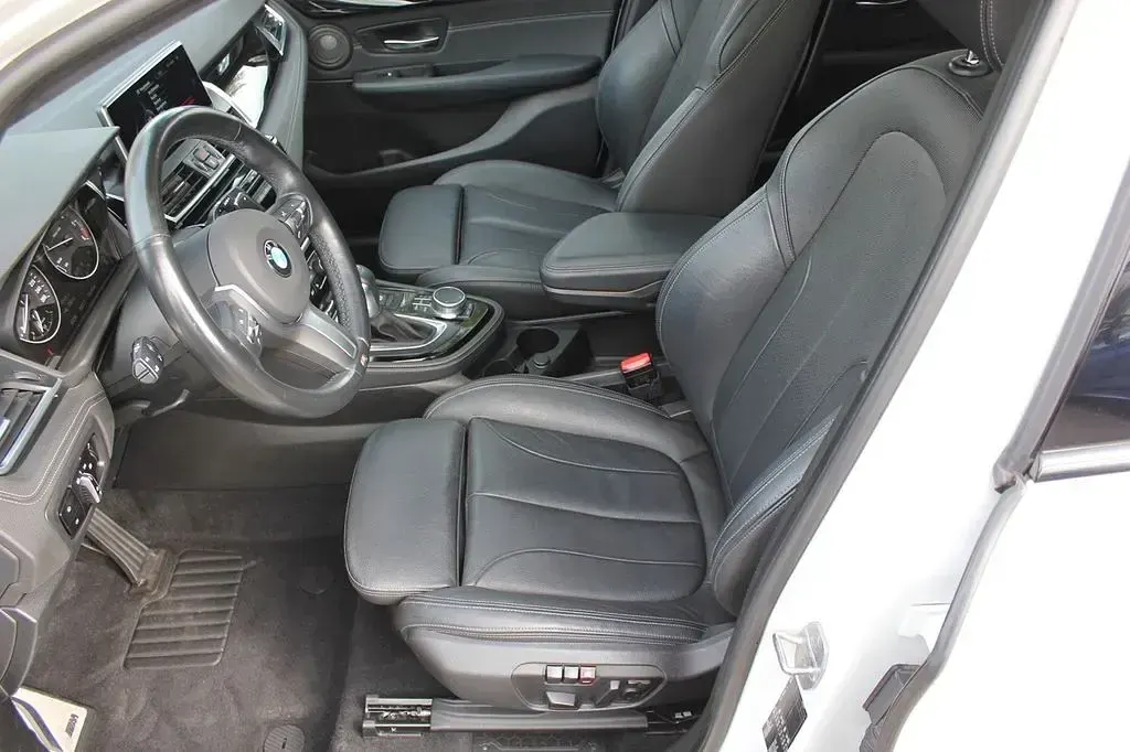 Gebraucht BMW 220 Performance 190 PS (139 kW) 2016 Weiß Kombi