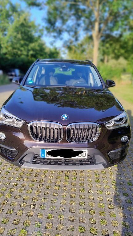 Braun Gebraucht 2016 BMW X1 SUV | 16.250 € (Guter Preis) - Bild 1/4
