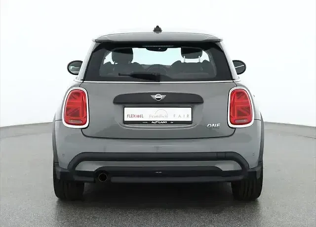 Gebraucht Mini ONE Classic 102 PS (75 kW) 2021 Grau Kleinwagen