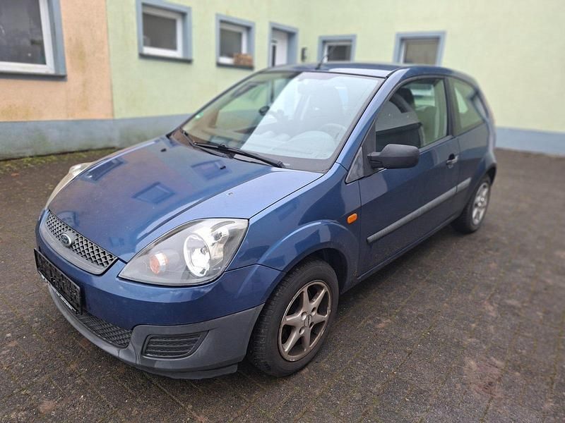 Silber Gebraucht 2007 Ford Fiesta Kleinwagen | 1.250 € - Bild 1/4
