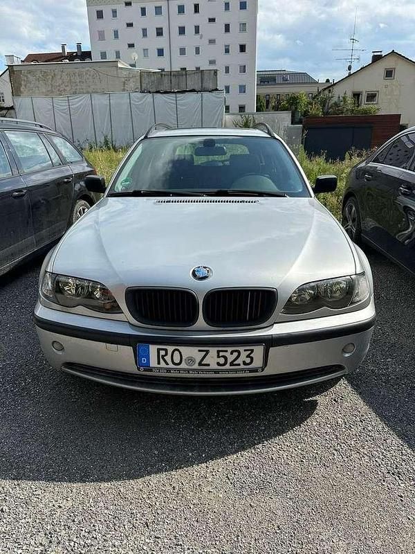 Gebraucht BMW 318 143 PS (105 kW) 2005 Silber Kombi