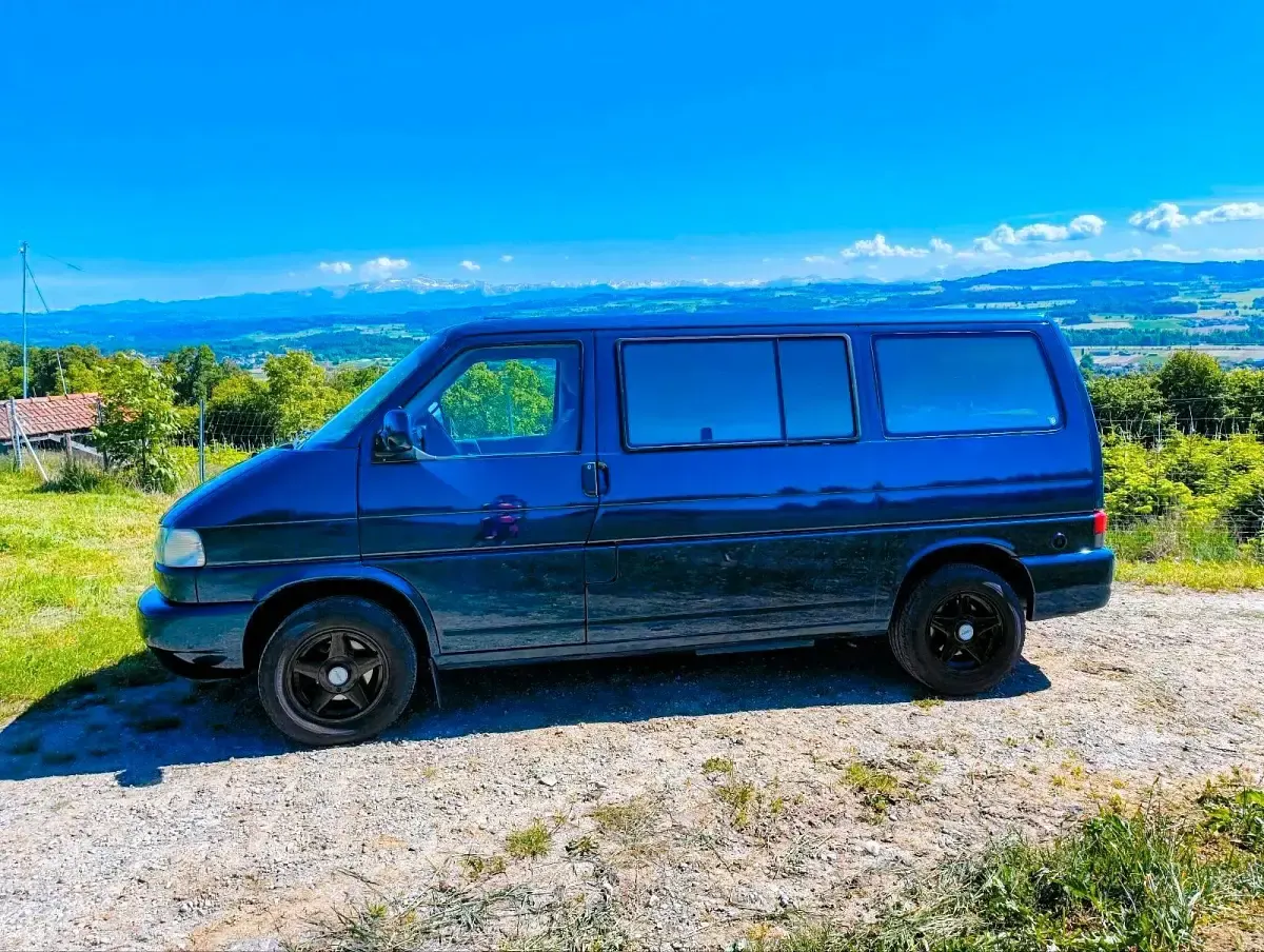 Gebraucht VW Multivan 115 PS (84 kW) 1996 Blau Van / Kleinbus