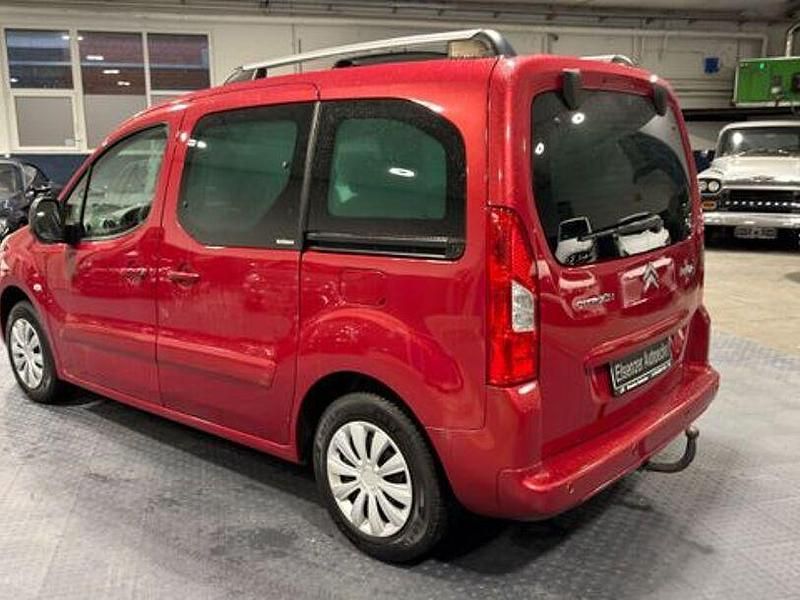 Gebraucht Citroën Berlingo 120 PS (88 kW) 2010 Farbe luziferrot/metalliclack Van / Kleinbus