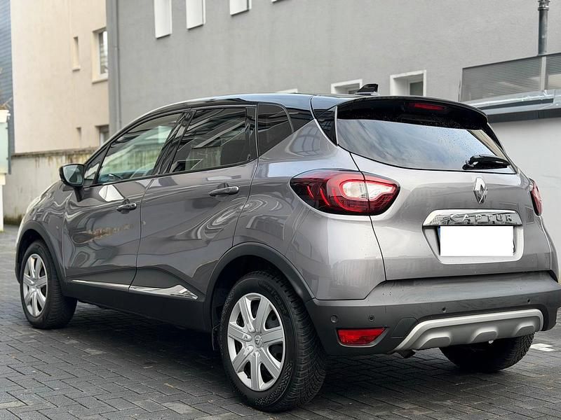 Gebraucht Renault Captur Crossborder 118 PS (86 kW) 2018 Grau SUV