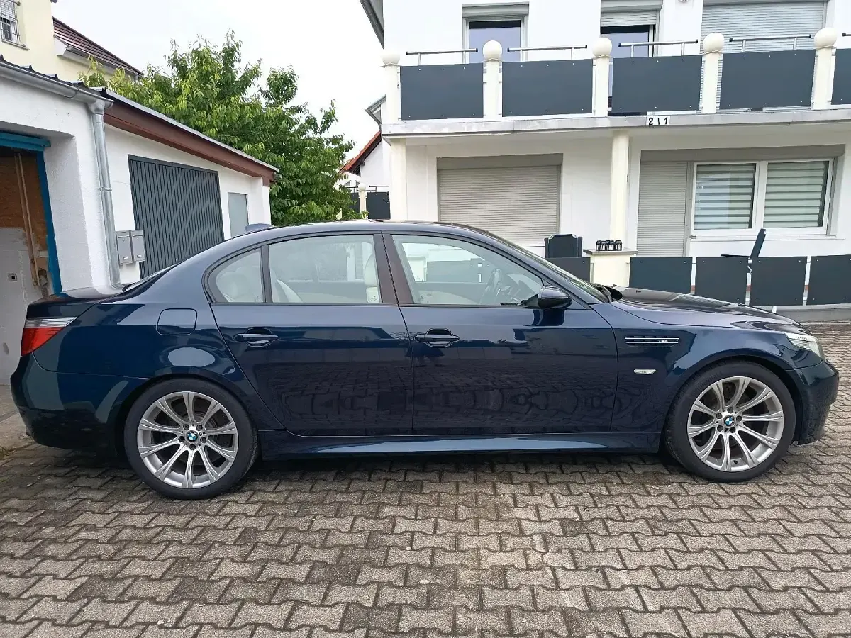 Gebraucht BMW M5 507 PS (372 kW) 2005 Andere farben Limousine
