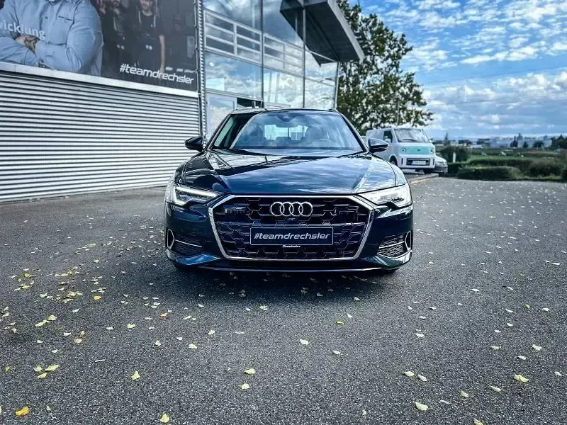 Gebraucht Audi A6 Sport 204 PS (150 kW) 2024 Grau Kombi