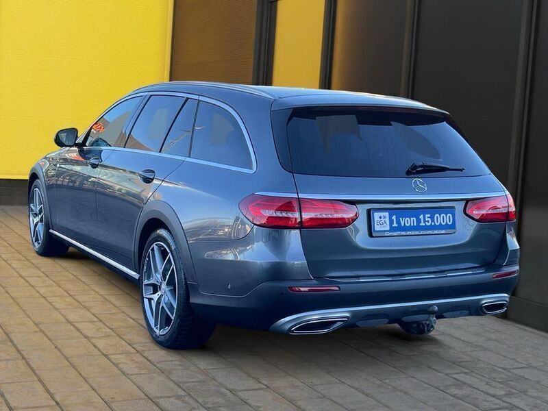 Gebraucht Mercedes E350 258 PS (189 kW) 2018 Grau Limousine