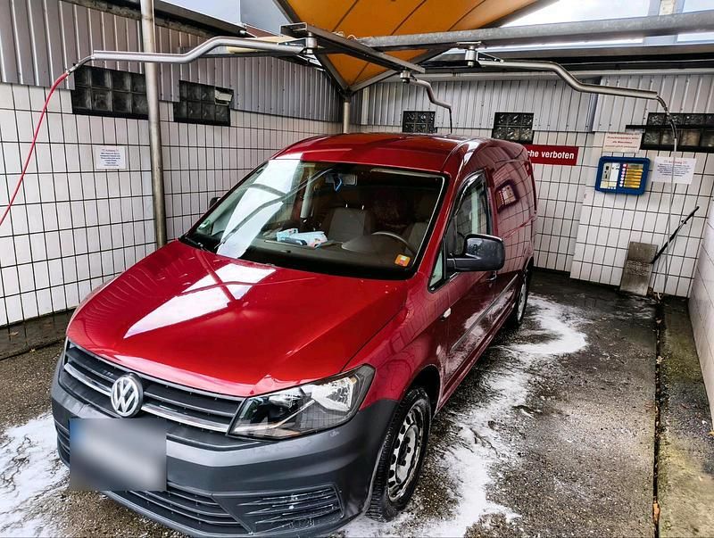 Rot Gebraucht 2018 VW Caddy Maxi Van / Kleinbus | 15.600 € (Superpreis) - Bild 1/4
