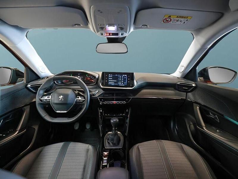 Gebraucht Peugeot 2008 101 PS (74 kW) 2022 Rot SUV