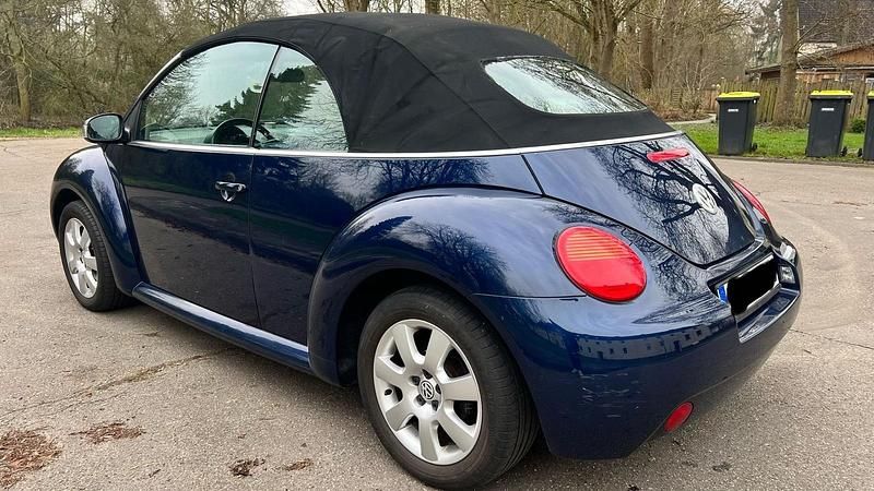 Gebraucht VW New Beetle 102 PS (75 kW) 2003 Blau Kleinwagen