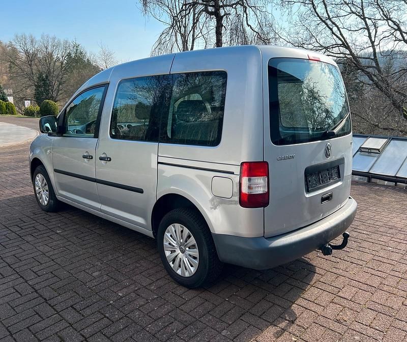 Gebraucht VW Caddy Life 105 PS (77 kW) 2006 Silber Van / Kleinbus