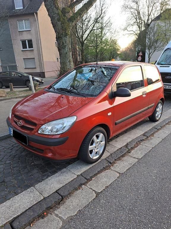 Rot Gebraucht 2006 Hyundai Getz Kleinwagen | 2.650 € (Etwas zu teuer) - Bild 1/4