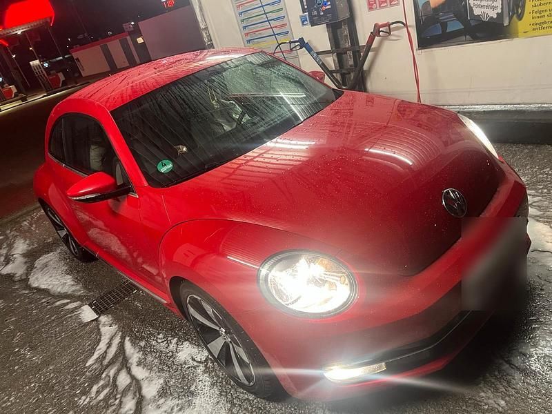 Gebraucht VW Beetle 75 PS (55 kW) 2014 Rot Kleinwagen