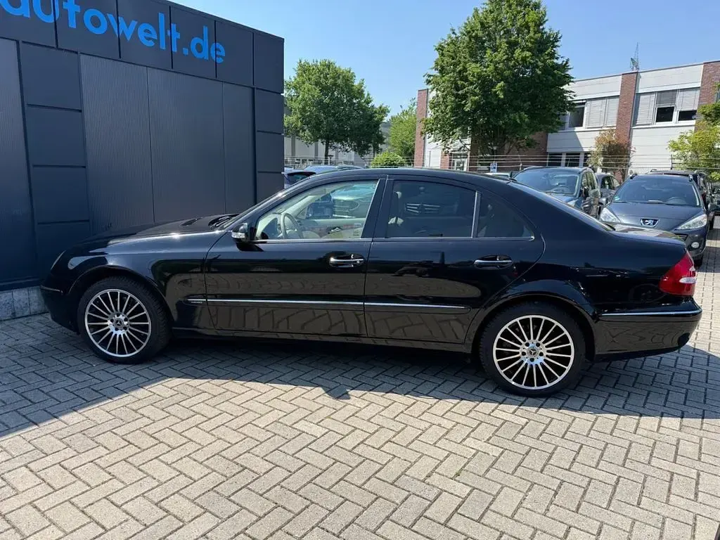 Gebraucht Mercedes E350 272 PS (200 kW) 2005 Schwarz Limousine