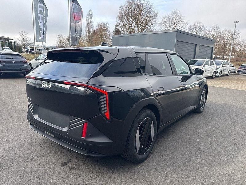 Neu Kia EV4 Earth 150 kW (204 PS) 2025 Zilinaschwarz metallic Kleinwagen
